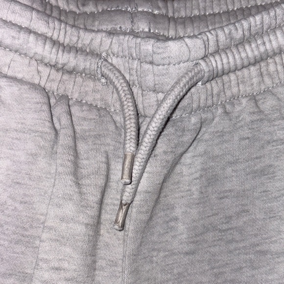 Divided by H&M Light Gray Adjustable Women's Joggers w Pockets - Picture 4 of 5